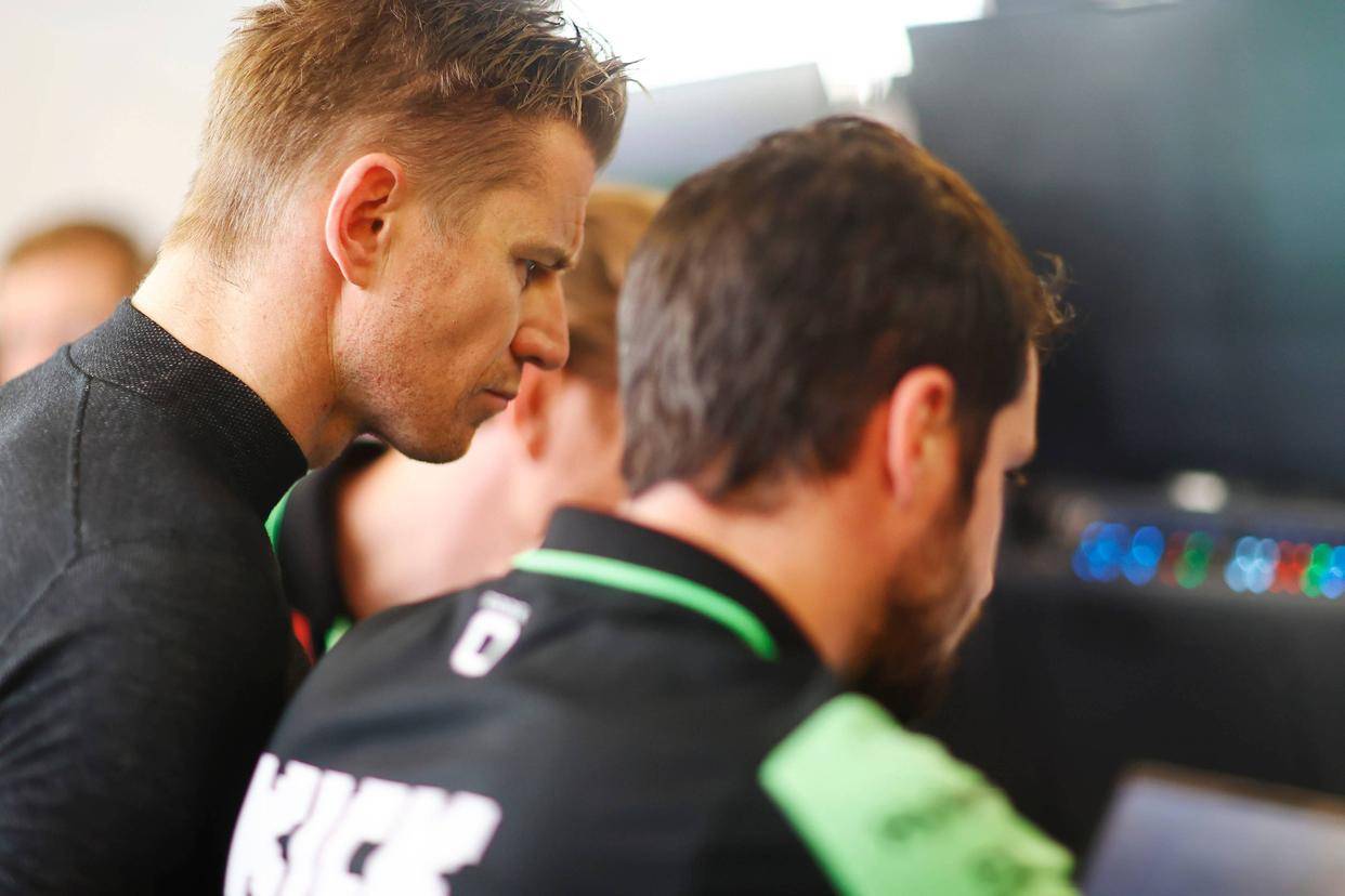 索伯车队绝杀哈斯车队，勒克莱尔带队取胜