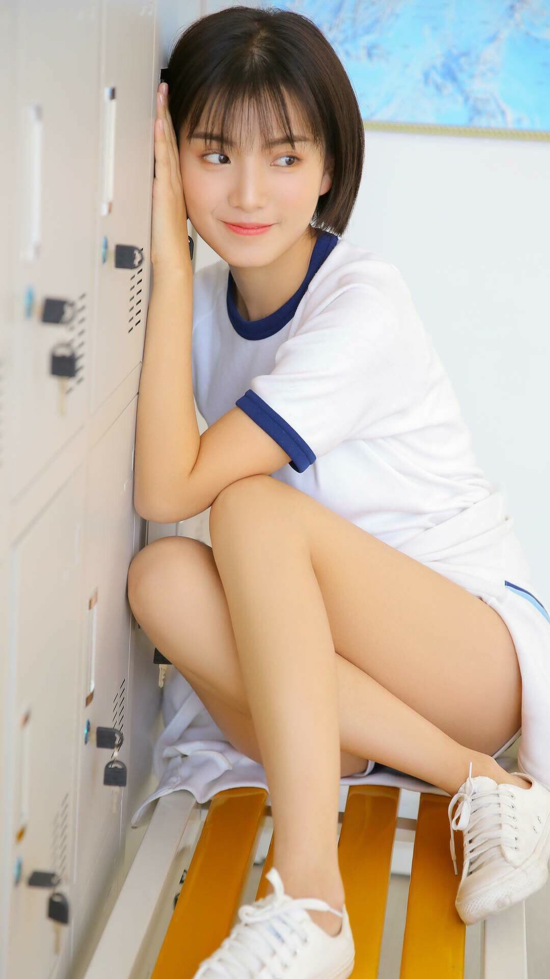 爱游戏官方-2026世界杯焦点战，火箭火力席卷绿茵，热火防线难阻攻势