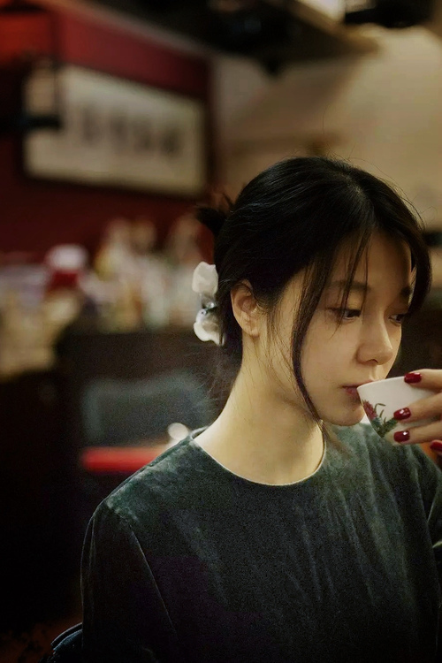 爱游戏大厅-冰封时刻，伦纳德一刀封喉，活塞逆转雄鹿